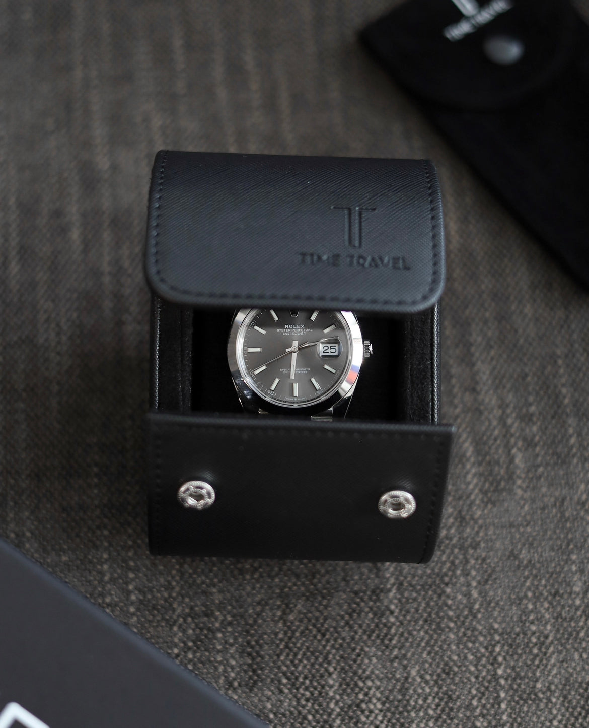 Milan Watch Roll