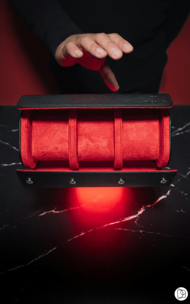 Vancouver Watch Roll